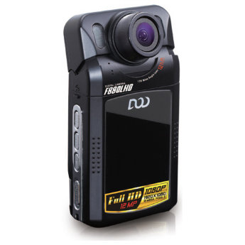 DOD F880LHD 
FullHD 1920x1080p
Камера 12 Мп
Дисплей 2,5
Запись 30 к/с
HDMI,AV,USB разъемы
Съемный аккумулятор
