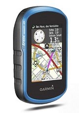 Garmin eTrex Touch 25 новинка от Garmin с системой позиционирования GPS/GLONAS, 3D электронным компасом, увеличенной памятью до 8 GB, сенсорным дисплеем 2,2", вмещает 10 000 точек и 200 треков, высокочувствительный приемник HotFix, WAAS/EGNOS не потеряет сигнал даже в скалистой местности. Навигатор обладает влагозащитой Ipx 7, что делает его абсолютно водонепроницаемым